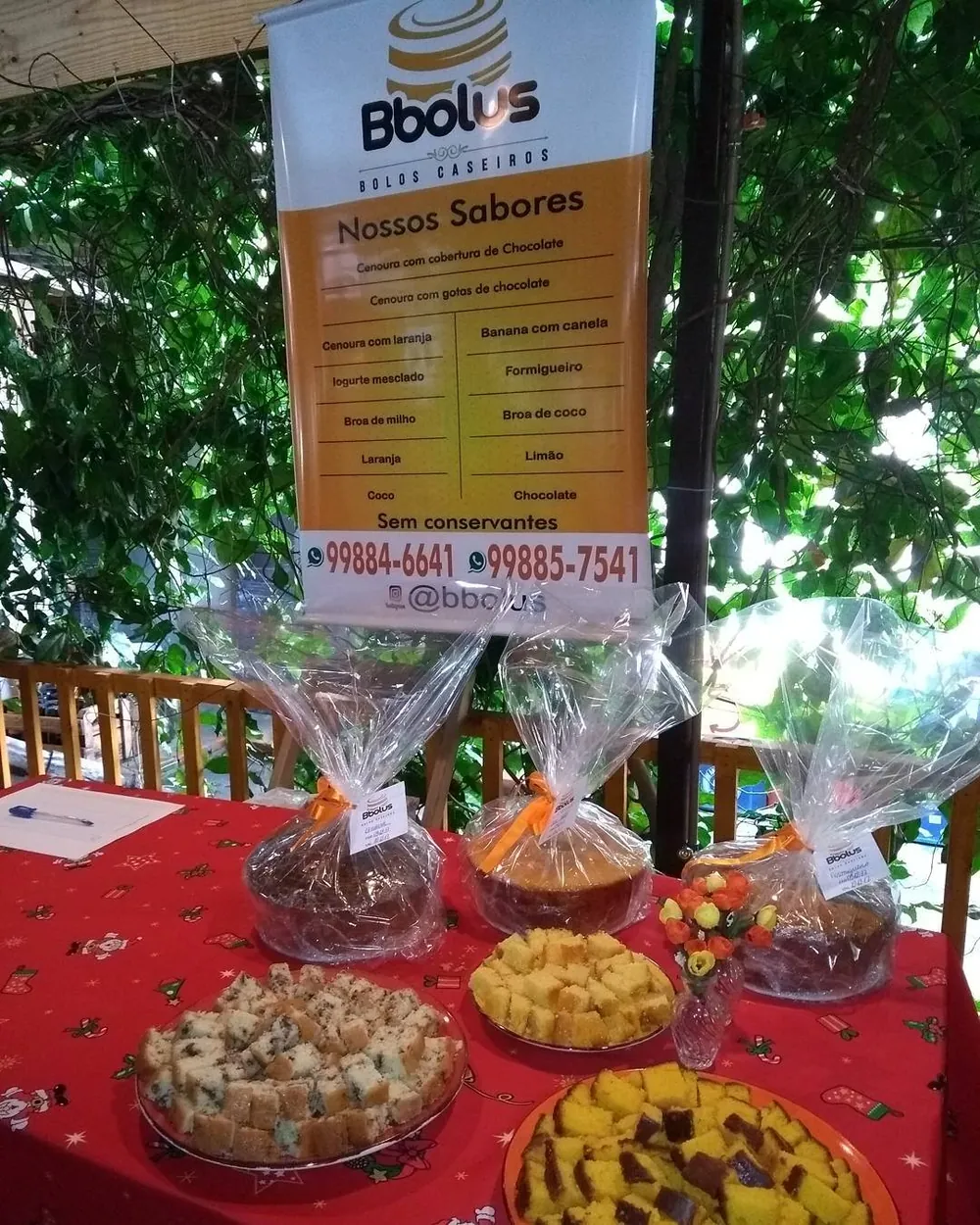 Bolos Bbolus apresentados em uma feira